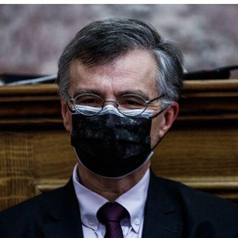  O Σωτήρης Τσιόδρας στη Βουλή