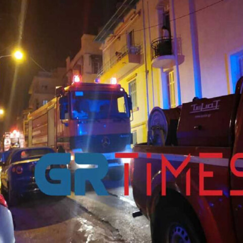 Νεκρός άνδρας σε πυρκαγιά σε εγκαταλελειμμένο ισόγειο κατάστημα στη Θεσσαλονίκη