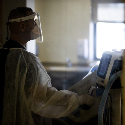 ΜΕΘ - κορωνοϊός (φωτογραφία αρχείου)