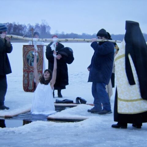Σκηνή από την ταινία Ακίνητο Ποτάμι του Άγγελου Φρατζή