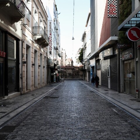 Η οδός Ερμού κατά τη διάρκεια του lockdown
