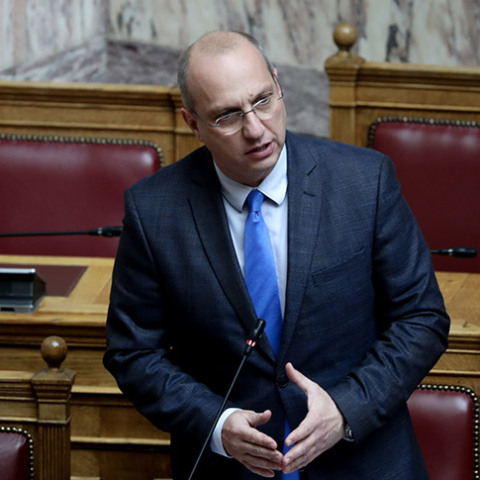 Γιάννης Οικονόμου 