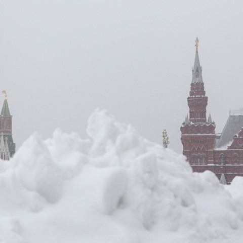 Ρωσία - Σφοδρή χιονόπτωση στη Μόσχα 