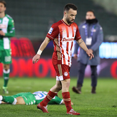 Super League: Ήττα για τον Ολυμπιακό με 2-1 από τον Παναθηναϊκό στη Λεωφόρο