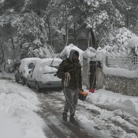 Χιονόπτωση στον Βόρειο Τομέα Αθηνών