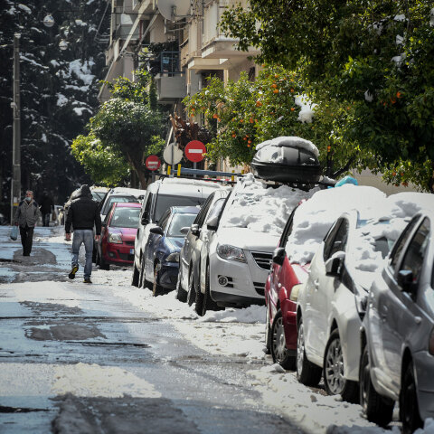 Κακοκαιρία «Μήδεια» - Η επόμενη ημέρα στην Αττική: Το χιόνι λιώνει, ο παγετός παραμένει