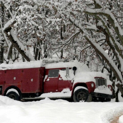 Πυροσβεστικό όχημα στα χιόνια