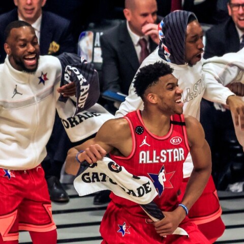 Ο Γιάννης Αντετοκούνμπο