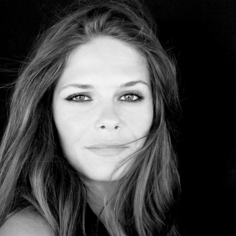 Η πιανίστα Βικτωρία-Φιοράλμπα Κιαζίμη 