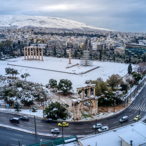 Με ανακοίνωσή της, η ΔΕΗ γνωστοποίησε έκπτωση που θα φτάνει το 30% στους πληγέντες από την κακοκαιρία «Μήδεια». Πώς θα γίνει η οικονομική ελάφρυνση. 
