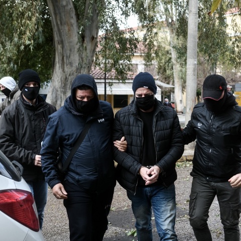 Μεταφορά του ηθοποιού-σκηνοθέτη Δημήτρη Λιγνάδη στον ανακριτή