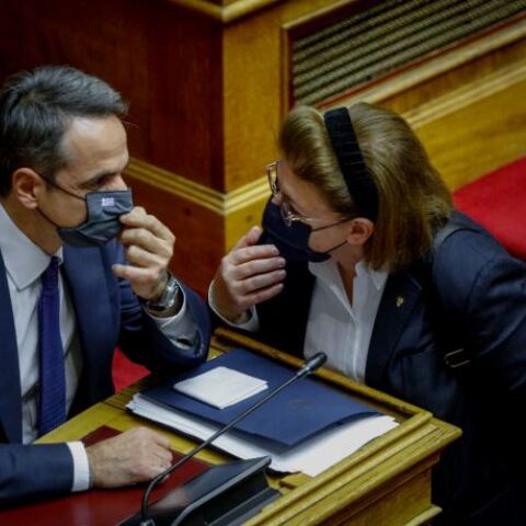  Κυριάκος Μητσοτάκης - Λίνα Μενδώνη 