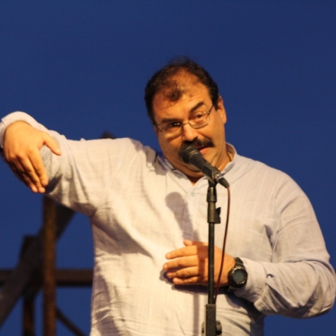 Ο αφηγητής Δημήτρης Προύσαλης