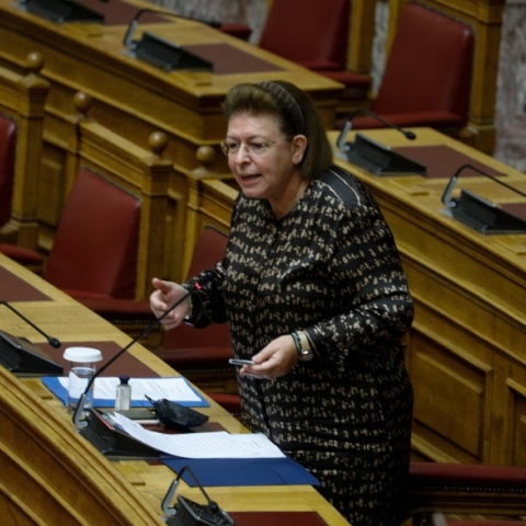 Λίνα Μενδώνη