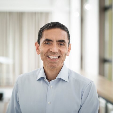 Ουγκούρ Σαχίν