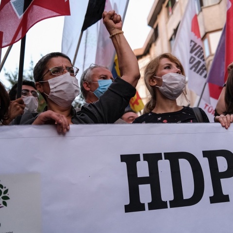 Διαδήλωση από μέλη τους HDP