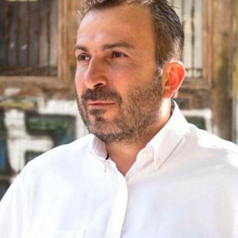 Ο Στέφανος Παραστατίδης