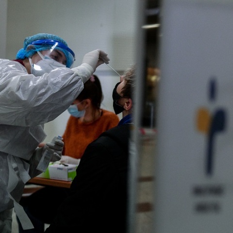 Rapid test από κλιμάκια του ΕΟΔΥ