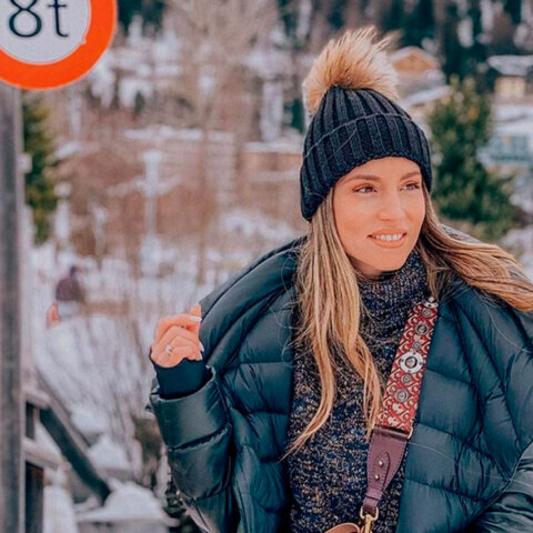 Αθηνά Οικονομάκου