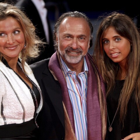 O Oλιβιέ Ντασό με τη σύζυγο και την κόρη του 