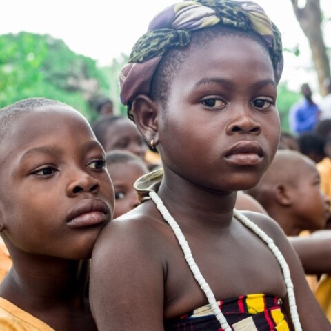 Ανήλικα κορίτσια στην Αφρική