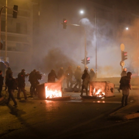 Επεισόδια στη Νέα Σμύρνη μετά το τέλος της πορείας, 09.03.2021