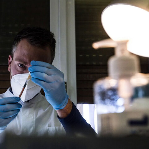 Εμβόλιο AstraZeneca για τον κορωνοϊό