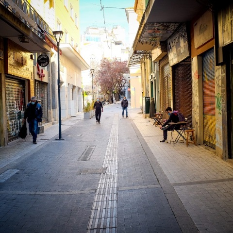 Lockdown: Κλειστά μαγαζιά