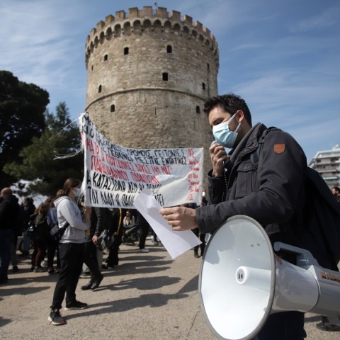 ΘΕΣΣΑΛΟΝΙΚΗ - ΣΥΓΚΕΝΤΡΩΣΗ ΚΑΙ ΠΟΡΕΙΑ ΔΙΑΜΑΡΤΥΡΙΑΣ ΚΑΤΑ ΤΗΣ ΑΣΤΥΝΟΜΙΚΗΣ ΒΙΑΣ 