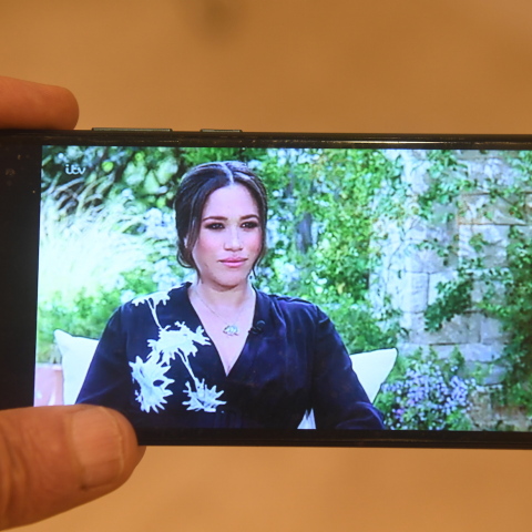 Είπαν ψέματα η Μέγκαν και ο Χάρι για τον μυστικό τους γάμο;