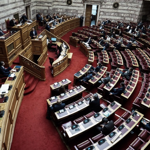 Συζήτηση επικαίρων ερωτήσεων την "ΩΡΑ ΤΟΥ ΠΡΩΘΥΠΟΥΡΓΟΥ", στην Ολομέλεια της Βουλής με θέμα τα φαινόμενα αστυνομικής βίας, στον απόηχο των διαδοχικών επεισοδίων στη Νέα Σμύρνη