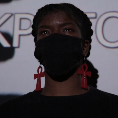 Το πρότζεκτ «the AfroGreeks» μετατρέπει την άδεια Αθήνα σε σκηνή δράσεων την Ημέρα των Φυλετικών Διακρίσεων