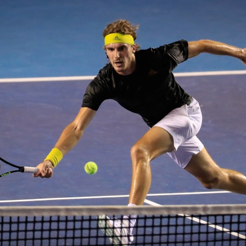 Στον τελικό του Mexican Open στο Ακαπούλκο, όπου θα παίξει με τον Α. Ζβέρεφ, προκρίθηκε ο Στέφανος Τσιτσιπάς, ο οποίος επικράτησε άνετα 2-0 σετ του Λορέντζο Μουσέτι