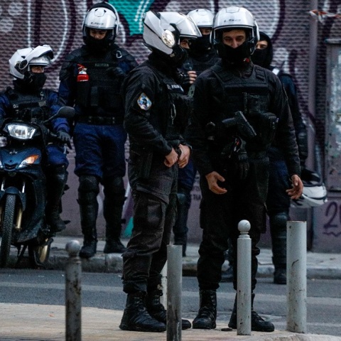 Αστυνομικοί - ΜΑΤ