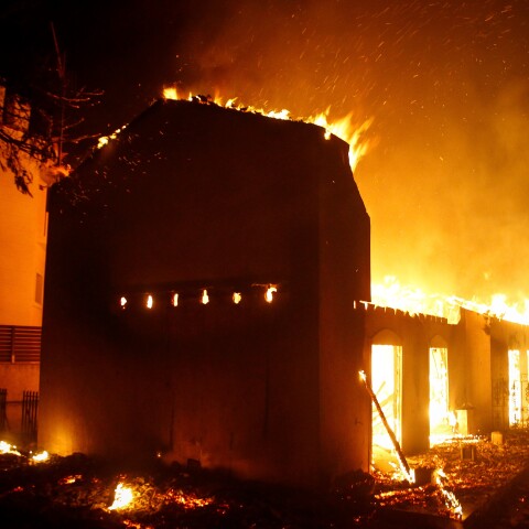  Φωτιά στο Μάτι