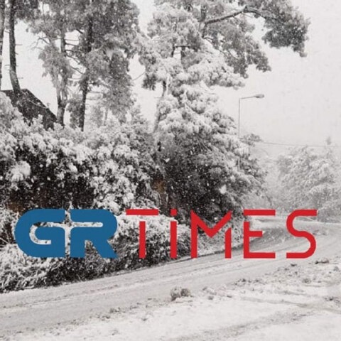 Χιόνισε στη Θάσο τέλη Μαρτίου, με το χιόνι να προκαλεί προβλήματα