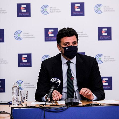 Βασίλης Κικίλιας, υπουργός Υγείας, στη live ενημέρωση για τον κορωνοϊό
