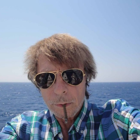 Ο δημοσιογράφος Άρης Σκιαδόπουλος