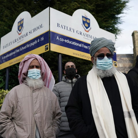 Ιμάμηδες ζητούν την απόλυση καθηγητή του Batley Grammar School γιατί έδειξε στην τάξη γελοιογραφία του Μωάμεθ