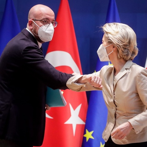 Σαρλ Μισέλ και Ούρσουλα φον ντερ Λάιεν