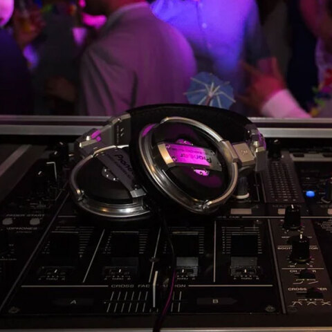 Πάρτι με μουσική (ΦΩΤΟ ΑΡΧΕΙΟΥ)