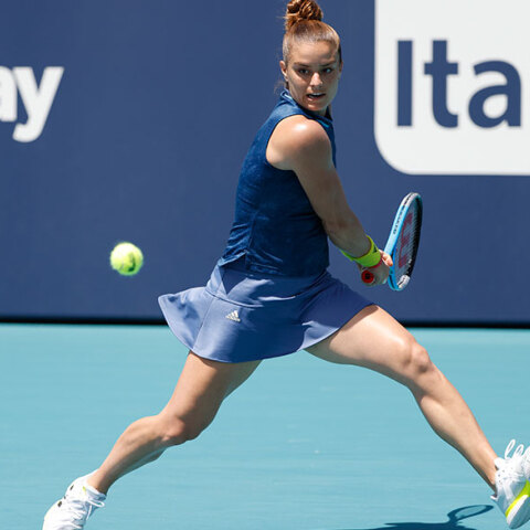 Μαρία Σάκκαρη - Με καταιγιστική εμφάνιση απέκλεισε τη Ναόμι Οσάκα και πέρασε στα ημιτελικά του Miami Open