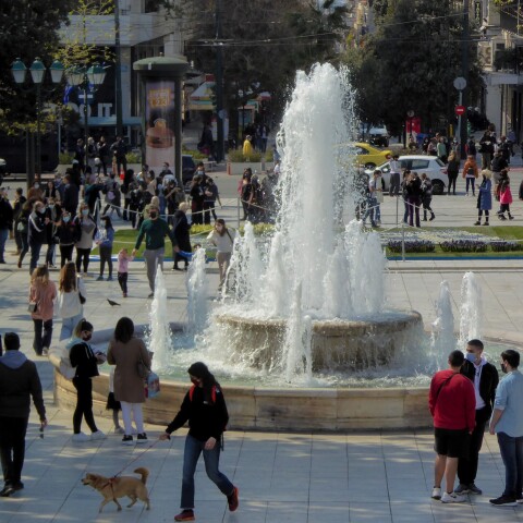 Στιγμιότυπο στην πλατεία Συντάγματος 