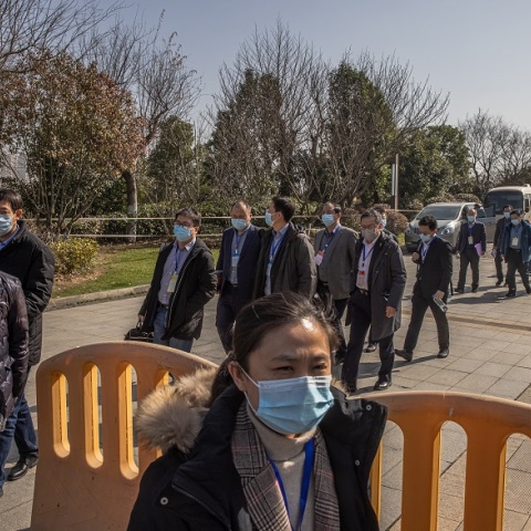 Μέλη του Παγκόσμιου Οργανισμού Υγείας στην Ουχάν