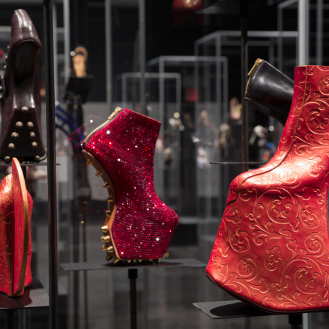 Shoes by Noritaka Tatehana 