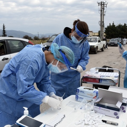 Κλιμάκια του ΕΟΔΥ πραγματοποιούν rapid test