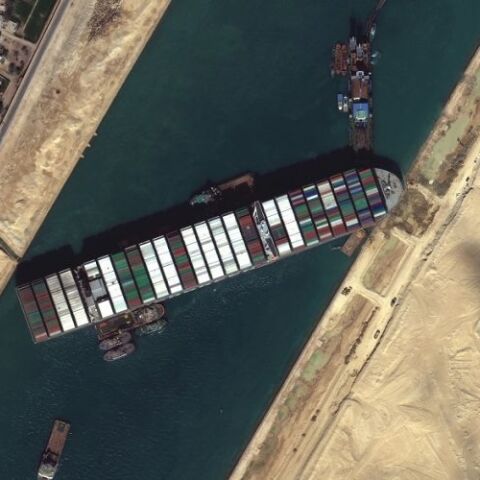 Το πλοίο Ever Given στη διώρυγα του Σουέζ