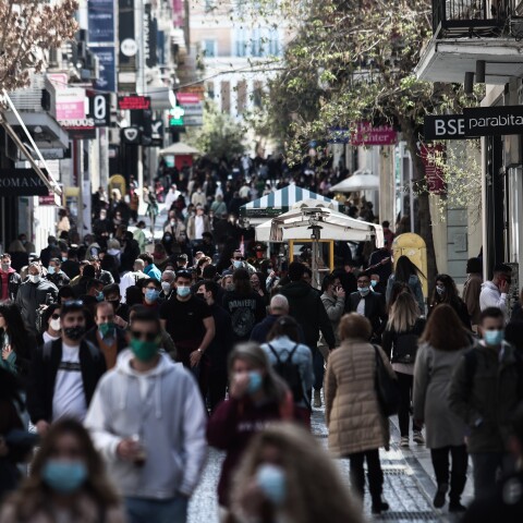 Στιγμιότυπο στην οδό Ερμού  