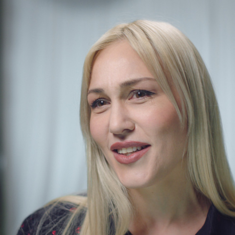 DOVE: Γιατί σταματήσατε να σκέφτεστε τη φροντίδα;