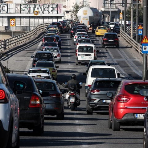 ΑΥΞΗΜΕΝΗ ΚΙΝΗΣΗ ΣΤΗ ΛΕΩΦΟΡΟ ΠΟΣΕΙΔΩΝΟΣ
